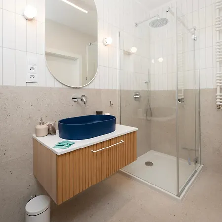 Pomorska Business - Balcony, Workspace - By Rentujemy Apartament