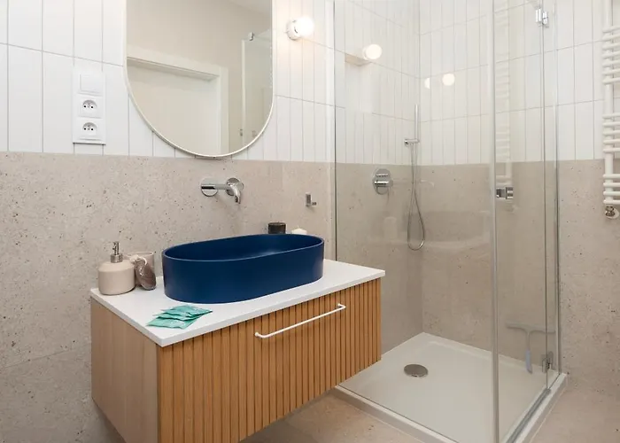 Pomorska Business - Balcony, Workspace - By Rentujemy アパート