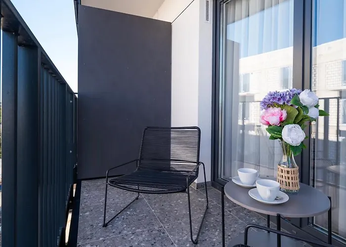 Lejlighed Pomorska Business - Balcony, Workspace - By Rentujemy Łódź