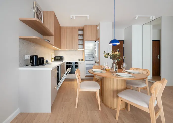 Pomorska Business - Balcony, Workspace - By Rentujemy アパート