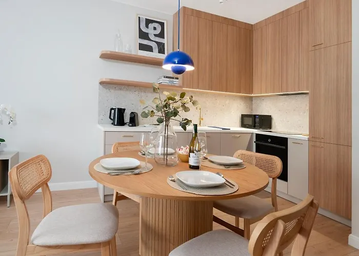 Pomorska Business - Balcony, Workspace - By Rentujemy Lejlighed Łódź